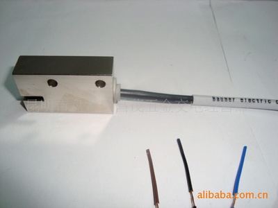 Baumer FEG12.24.15传感器现货特惠，详解接近开关技术参数与应用